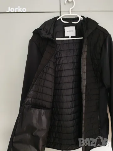 Спортно яке Jack& Jones, снимка 2 - Якета - 56516714