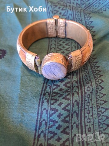 Стара масивна гривна от кост, снимка 2 - Антикварни и старинни предмети - 38263676