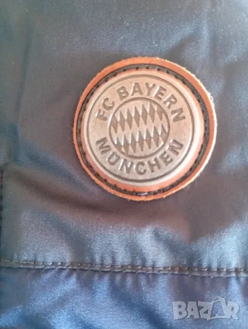 FC Bayern Munchen мъжки спортен елек размер L , снимка 3 - Спортни дрехи, екипи - 56198356