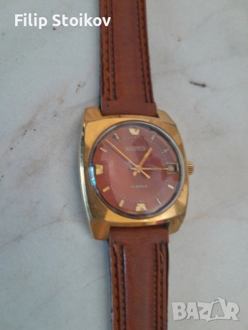 мъжки часовник Възток позлатен AU10