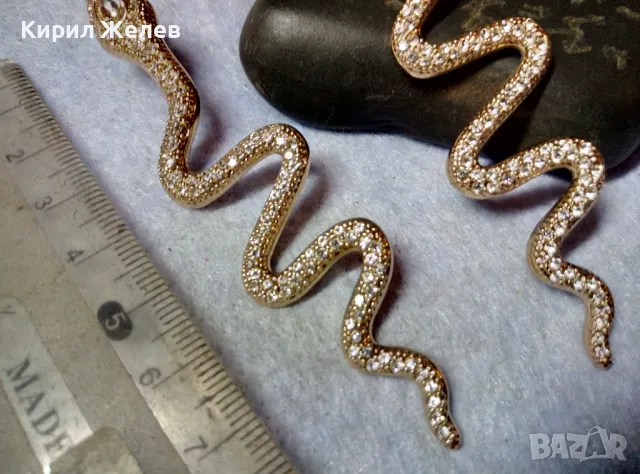 ЕФЕКТНИ ЗМИЕВИДНИ ЗЛАТИСТИ ОБЕЦИ с ФАСЕТИРАНИ ИСКРЯЩИ ЦИРКОНИ 48841, снимка 3 - Обеци - 48829931