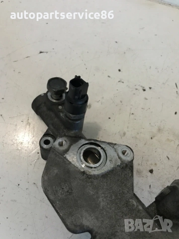 Корпус на охладител за масло за Toyota Corolla Verso 2.2 D4D (2007), снимка 3 - Части - 54215437