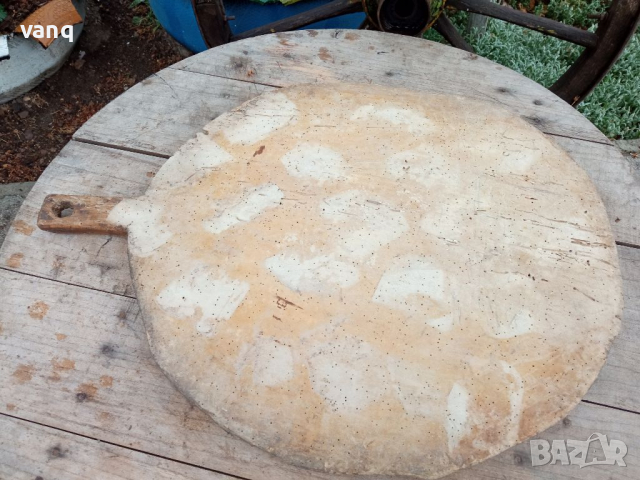 Стара дървена дъска за месене на  хляб,кръг фурнаджийска лопата, снимка 4 - Антикварни и старинни предмети - 36483132