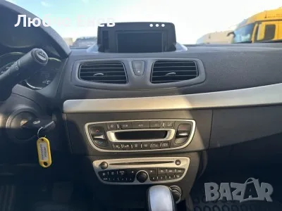 Renault Fluence, снимка 12 - Автомобили и джипове - 50349056
