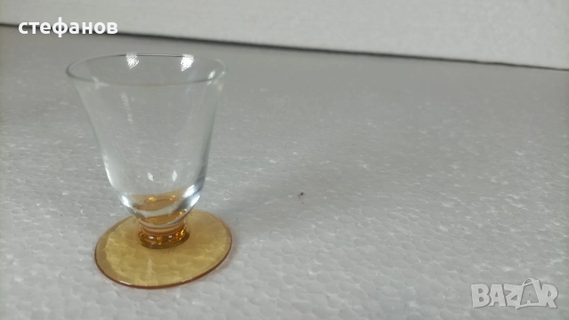 Малки ретро ракиени чашки, 9 бр, столче, снимка 6 - Чаши - 52811205