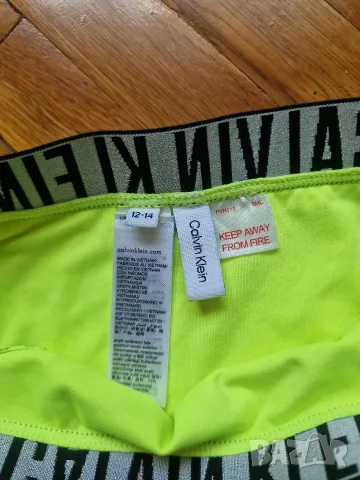 Страхотен детски бански CALVIN KLEIN размер 12 - 14 години , снимка 5 - Детско бельо и бански  - 55734596