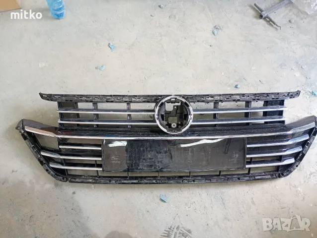 Решетка vw Arteon, снимка 2 - Части - 49761942