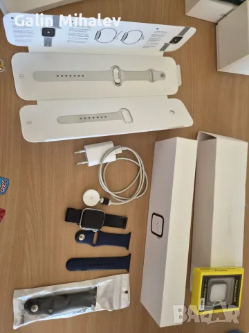 Apple watch series 4 - 40mm, снимка 3 - Смарт часовници - 56047927