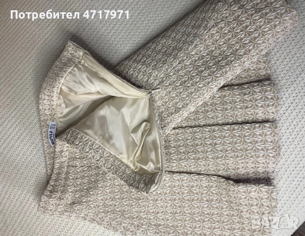 Дамски комплект с пола и късо сако, снимка 6 - Други - 53280299