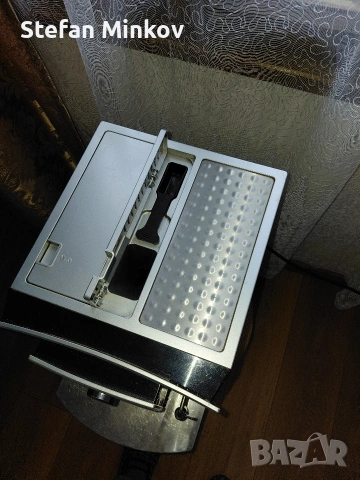 Автоматична кафе машина De’Longhi Perfecta, снимка 2 - Кафемашини - 53081663