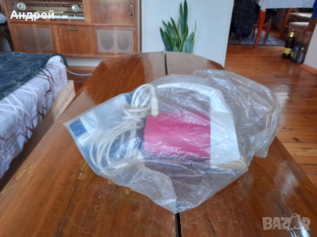 Стара прахосмукачка Елегант