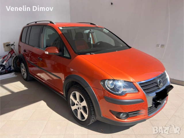 VW Touran CROSS 1.9 105, снимка 2 - Автомобили и джипове - 54348679