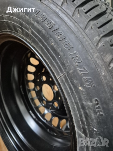 Чисто нова резервна гума 195 65 R15 Мерцедес , снимка 4 - Гуми и джанти - 51740353
