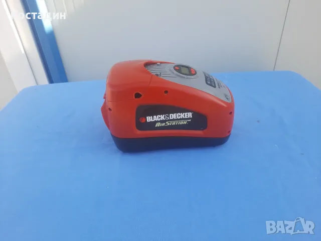 Компресор за помпене на гуми Black&Decker ASI300, 11 бара, адаптер 12v DC, 230V AC