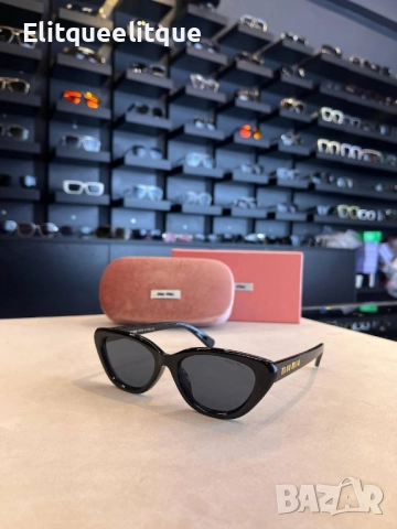 очила с черен обикновен калъф и Ув защита miu miu, снимка 4 - Слънчеви и диоптрични очила - 52185477