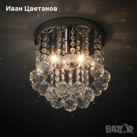 Модерен таванен полилей с големи кристални сфери и основа в сребристо