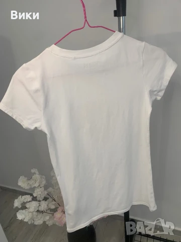Тениска Guess в размер S, снимка 9 - Тениски - 50663528