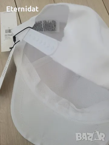 Бяла шапка с козирка CALVIN KLEIN , снимка 2 - Шапки - 49920474