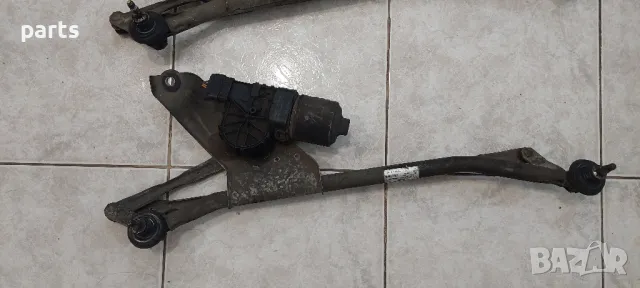 Моторче и Механизъм Предни Чистачки Дачия Дъстер - Сандеро - Логан - 0390241544 - 3397020879, снимка 4 - Части - 49851026