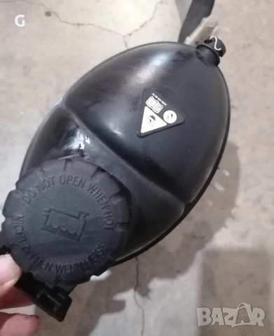 Казанче Антифриз Mercedes W204 C klass , снимка 6 - Части - 51486635