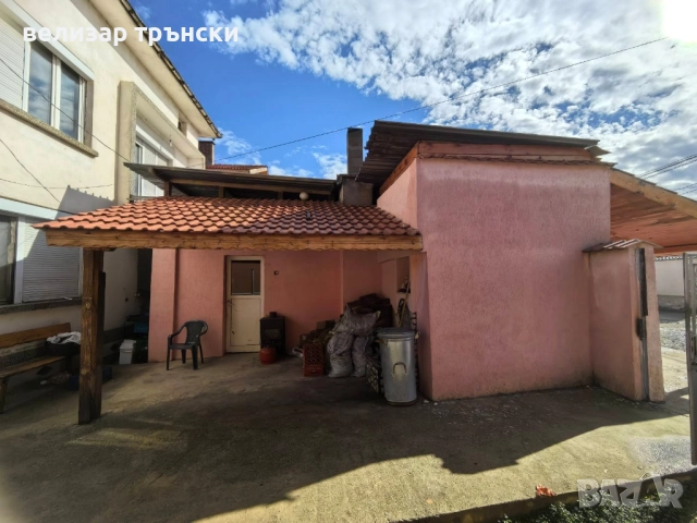 къща двуетажна с магазин, снимка 11 - Къщи - 52160344
