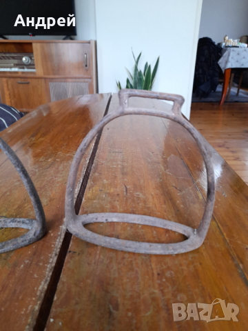 Старо стреме,стремена, снимка 3 - Други ценни предмети - 44650916