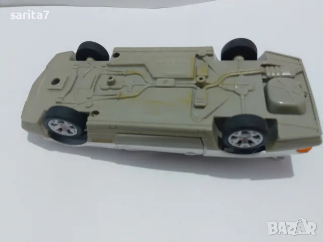 Модел метална количка Мерцедес Бенц /Mercedes-Benz 500 SL (R129) Convertible в мащаб 1:24 , снимка 9 - Колекции - 56228238
