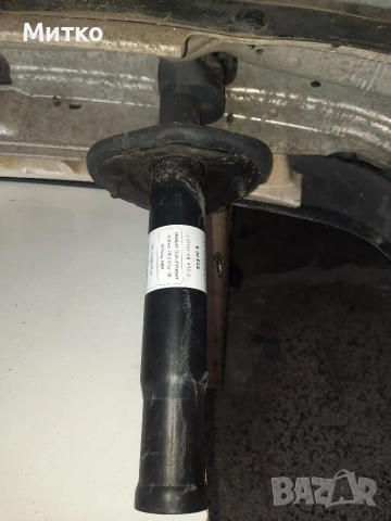 Здрава задна броня заедно с буферите и основата за БМВ Е39 BMW E39, снимка 16 - Части - 52705482