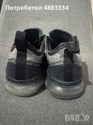 Детски маратонки Nike Air VaporMax., снимка 5 - Маратонки - 56200925