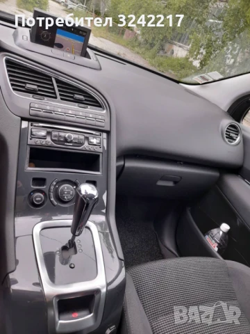 Peugeot 5008 1.6 HDi E, снимка 10 - Автомобили и джипове - 50579250