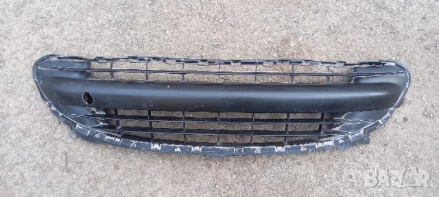 Решетка предна броня Peugeot 207