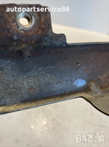 Конзола държач 1410040 V6 E280 за Mercedes W211 CDI (2007) , снимка 2 - Части - 53973752