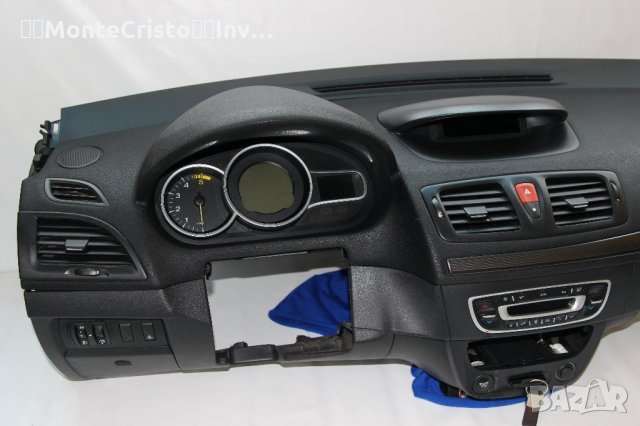 Арматурно табло Renault Megane III (2008-2013г.) Рено Меган, снимка 2 - Части - 34182305