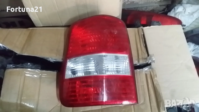 Kia Carnival - оригинален стоп