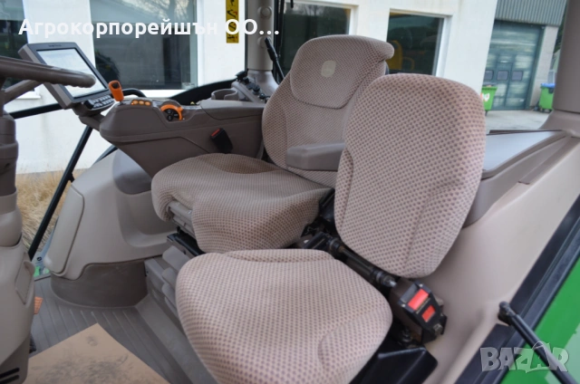 Трактор John Deere 6215R , снимка 7 - Селскостопанска техника - 53246506