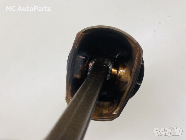 Бутало с биела за Opel Опел Корса D 1.4 бензин A14XER GM 2013, снимка 10 - Части - 44308837