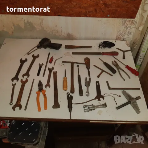 Стари инструменти