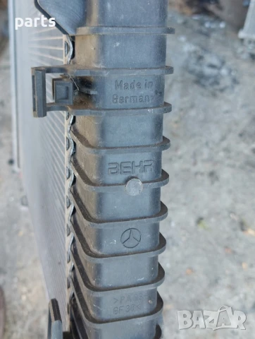 Воден Радиатор Мерцедес C класа W203, снимка 5 - Части - 50564535