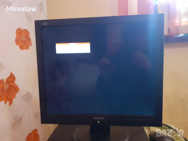 Монитор PHILIPS 17 , снимка 2 - Монитори - 53044008