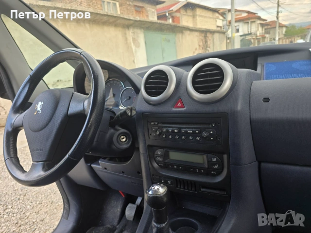 Peugeot 1007 1.4HDI 64hp Climа-ТОП, снимка 13 - Автомобили и джипове - 54196115