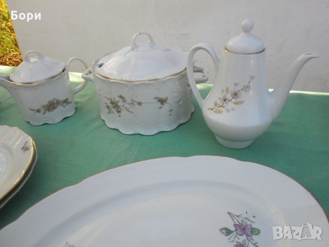 Български порцелан супник,чайник,чинии и др 19 части, снимка 15 - Чинии - 34882476