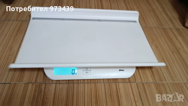 Детска електронна везна ,става и на малка везна , снимка 1