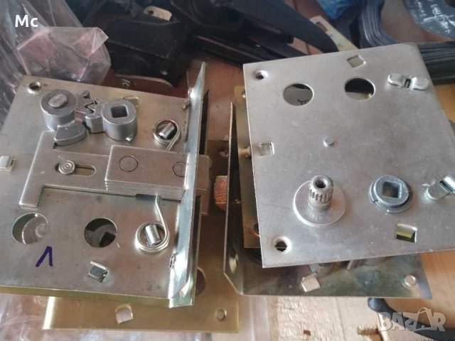 Брави врата Уаз 469 нови руски леви и десни