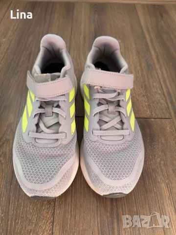 маратонки Adidas