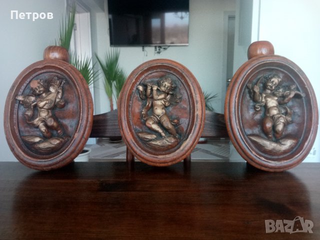 Продавам барелеф восъчни колекции на ангелчета-музиканти.Обявената цена е за всичките.Коментар--цена