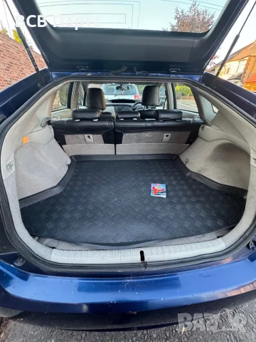 На части Toyota Prius hybrid Тойота Прус хибрид на части 1.8, снимка 16 - Автомобили и джипове - 56072785