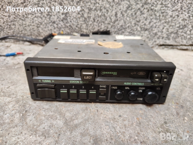 Радио за Форд Сиера, снимка 3 - Части - 52697777