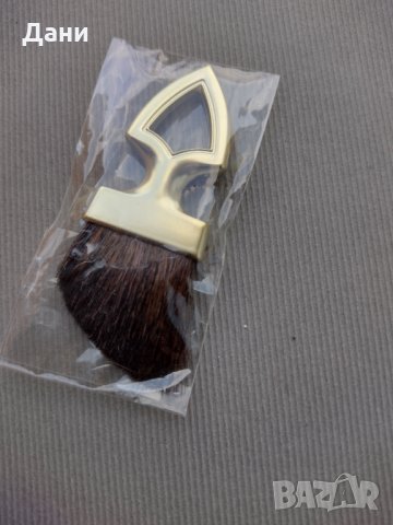 Четка  Guerlain, снимка 4 - Декоративна козметика - 34156333