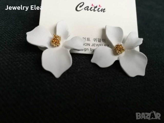 Обеци '' white flowers''1, снимка 4 - Обеци - 23792821