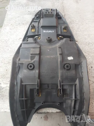 Седалка за Honda Hornet Cb600f 2004г., снимка 2 - Части - 41337687